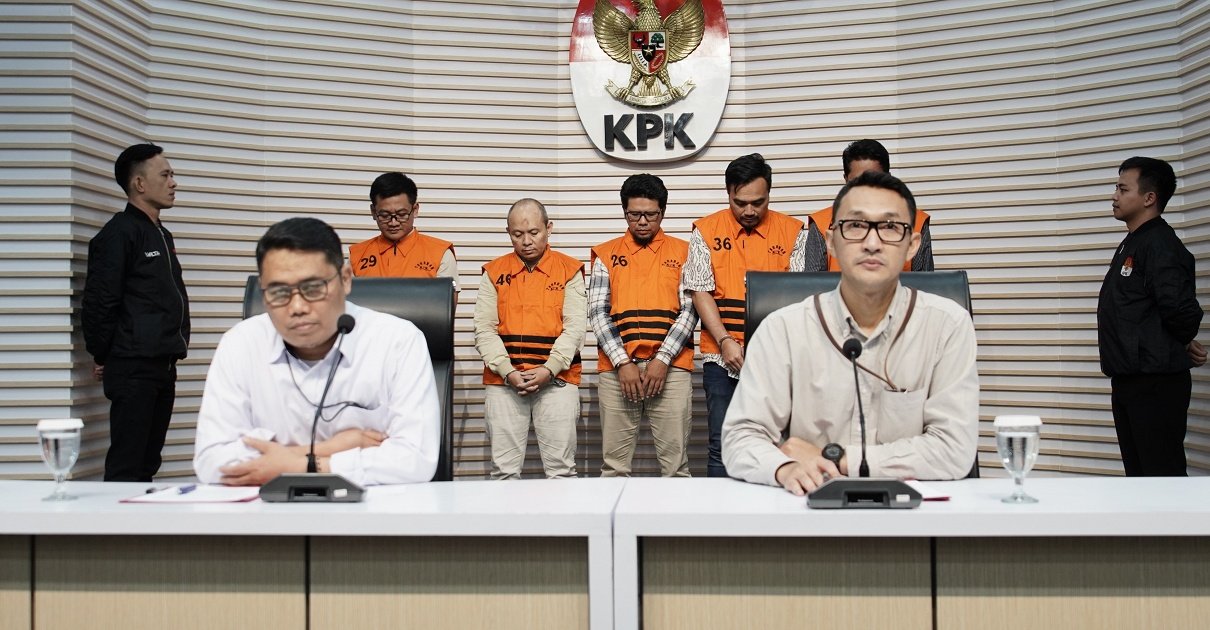Kredit Fiktif Rp254 Miliar di BPR Jepara Artha: KPK Tahan 5 Tersangka
