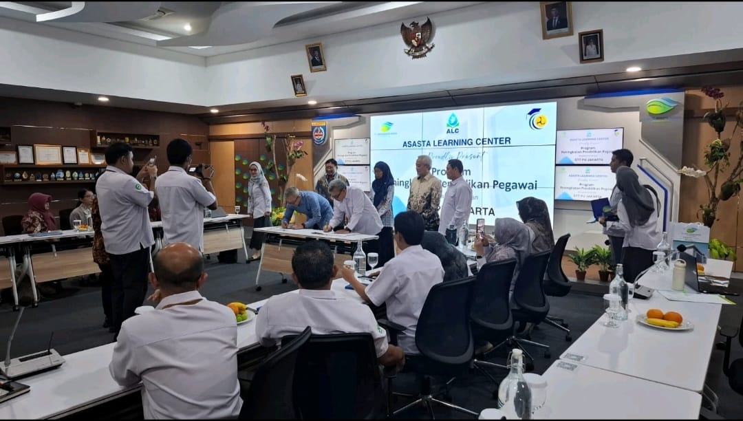 Tirta Asasta Depok dan STTPU Hadirkan Program Kuliah Malam dan Beasiswa untuk Pegawai dan Warga Kota